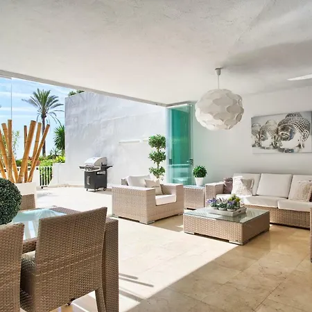 Luxe Puerto Banus *